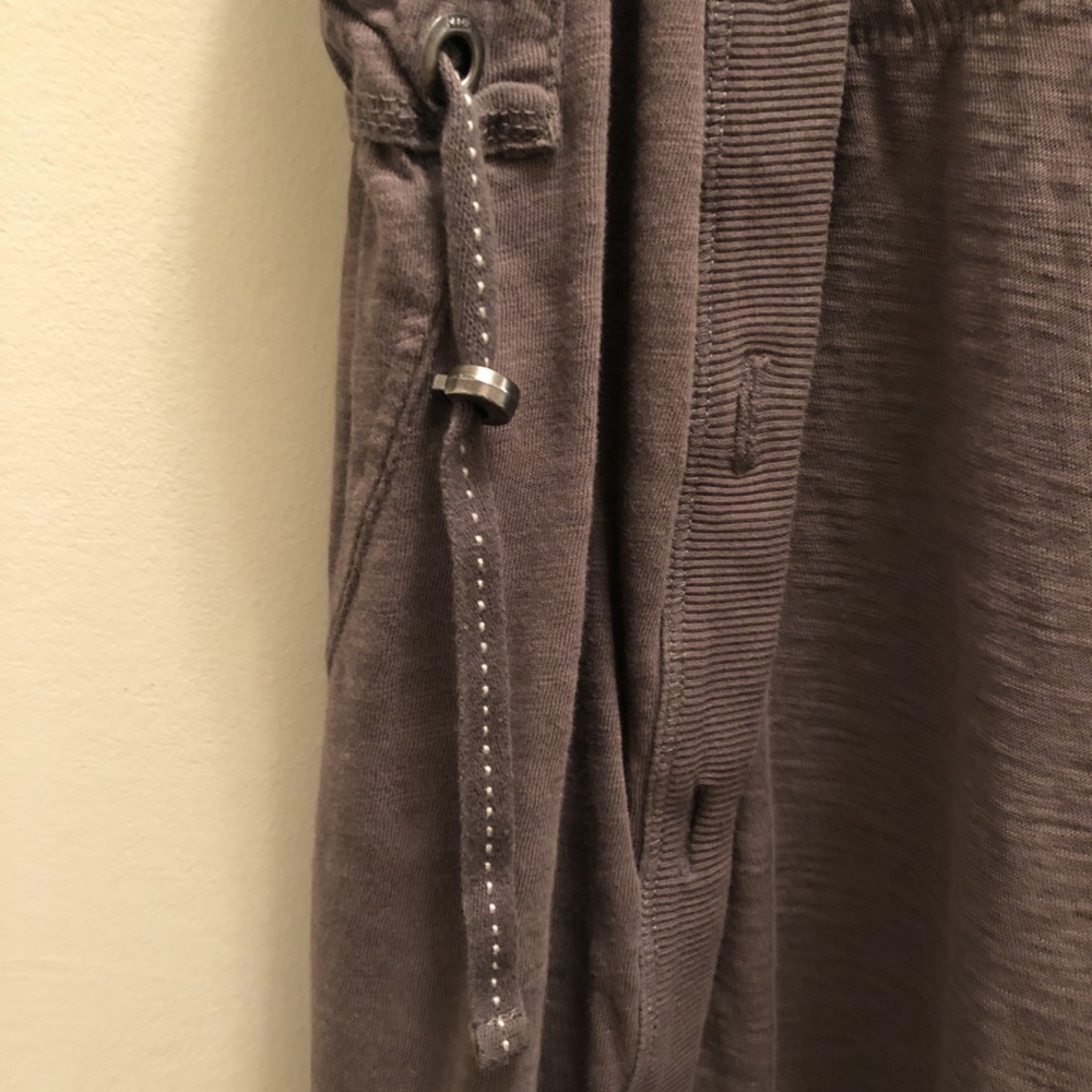 Vest - Picture 3 of 5